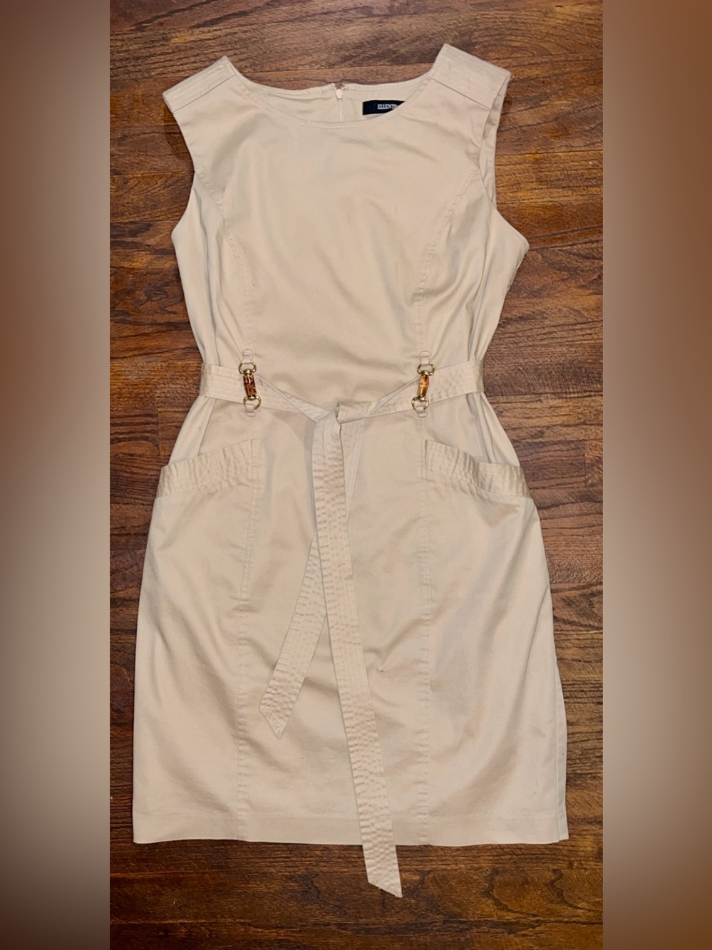 Ellen Tracy Cream Sleeveless Midi Dress with Buckle Belt